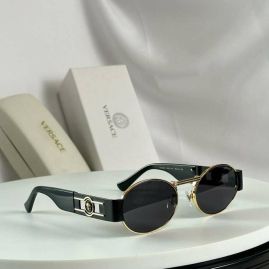 Picture of Versace Sunglasses _SKUfw55562829fw